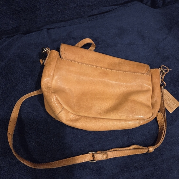 Genuine Leather Tan Leather Crossbody Bag - Picture 7 of 9